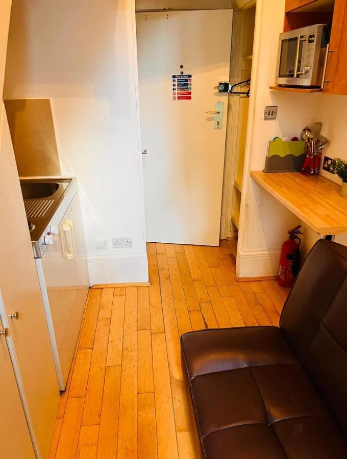 F10- Mezzanine 1St Floor Flat Fits 3 Near Paddington Διαμέρισμα Λονδίνο Εξωτερικό φωτογραφία