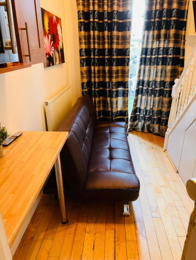 F10- Mezzanine 1St Floor Flat Fits 3 Near Paddington Διαμέρισμα Λονδίνο Εξωτερικό φωτογραφία